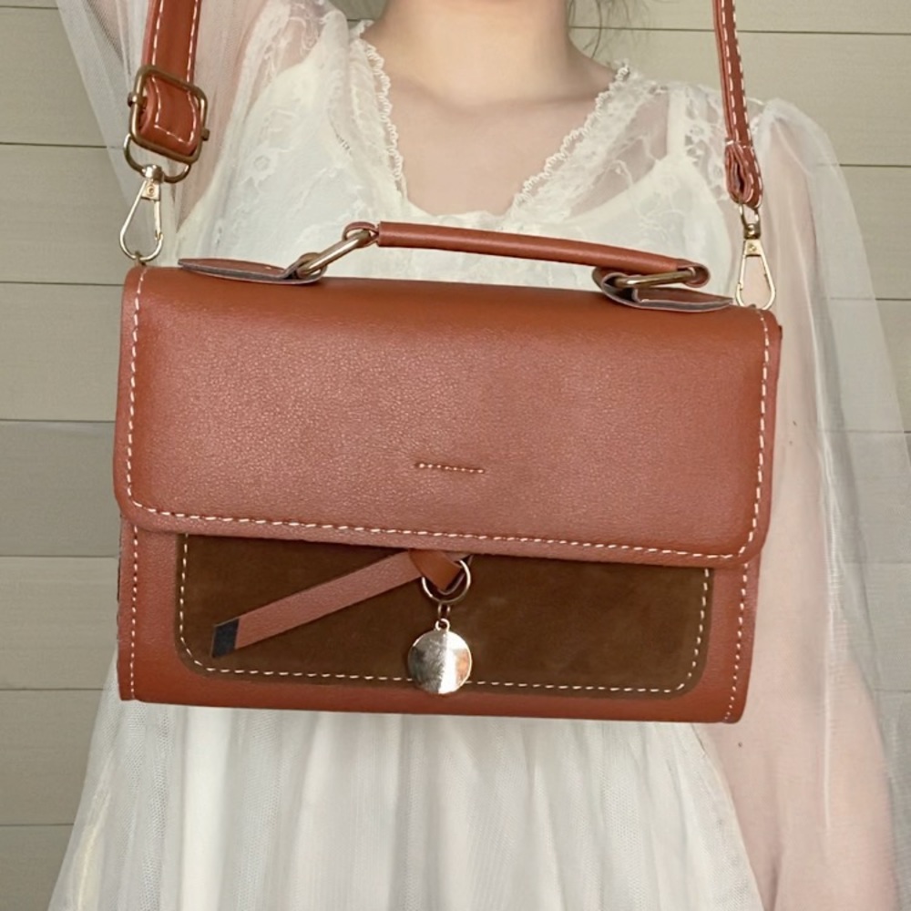 Fashion Evynn Apparel Spring 2021: The Purse